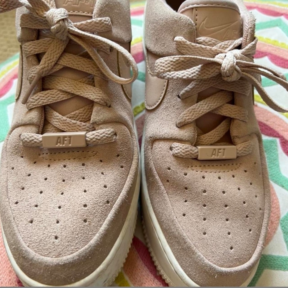 Nike air force 1's sage lows. Beige - Picture 2 of 3